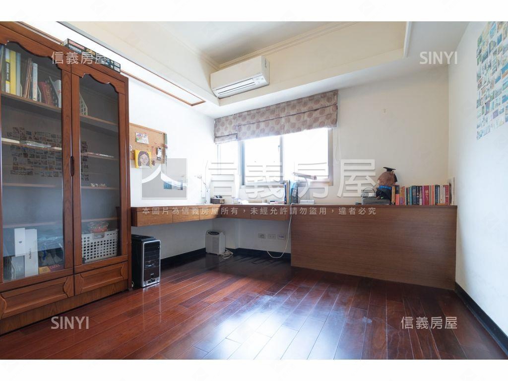 專任計畫區挑高樓中樓房屋室內格局與周邊環境