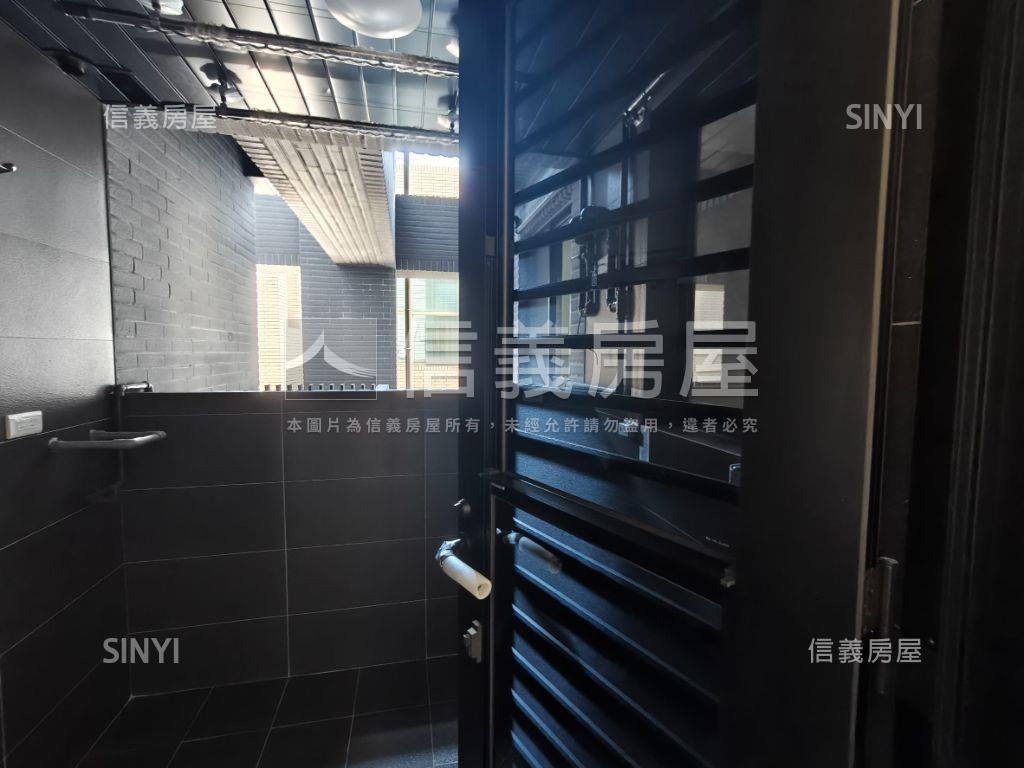 七期Ｖ市政。三改二房平車房屋室內格局與周邊環境