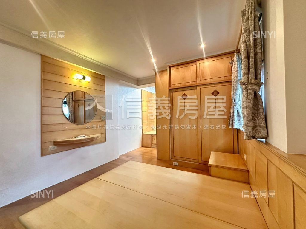 近公園電梯典雅美居房屋室內格局與周邊環境
