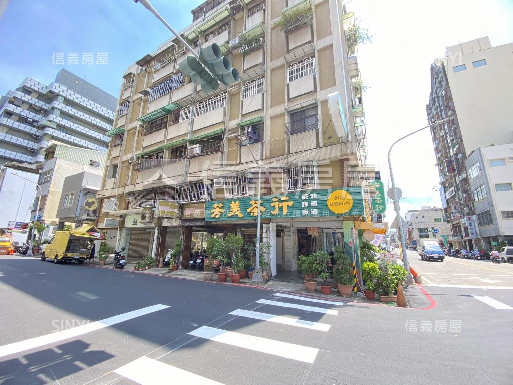 大立百貨旁燙金店面房屋室內格局與周邊環境