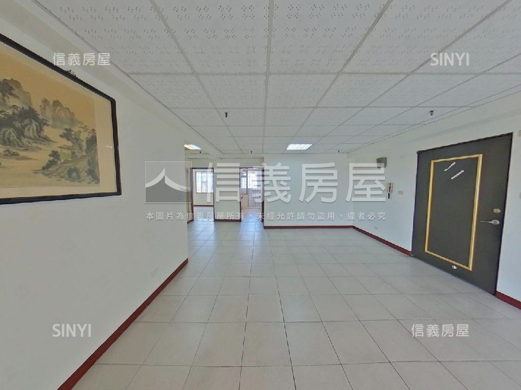 近東榮路視野三房附車位房屋室內格局與周邊環境