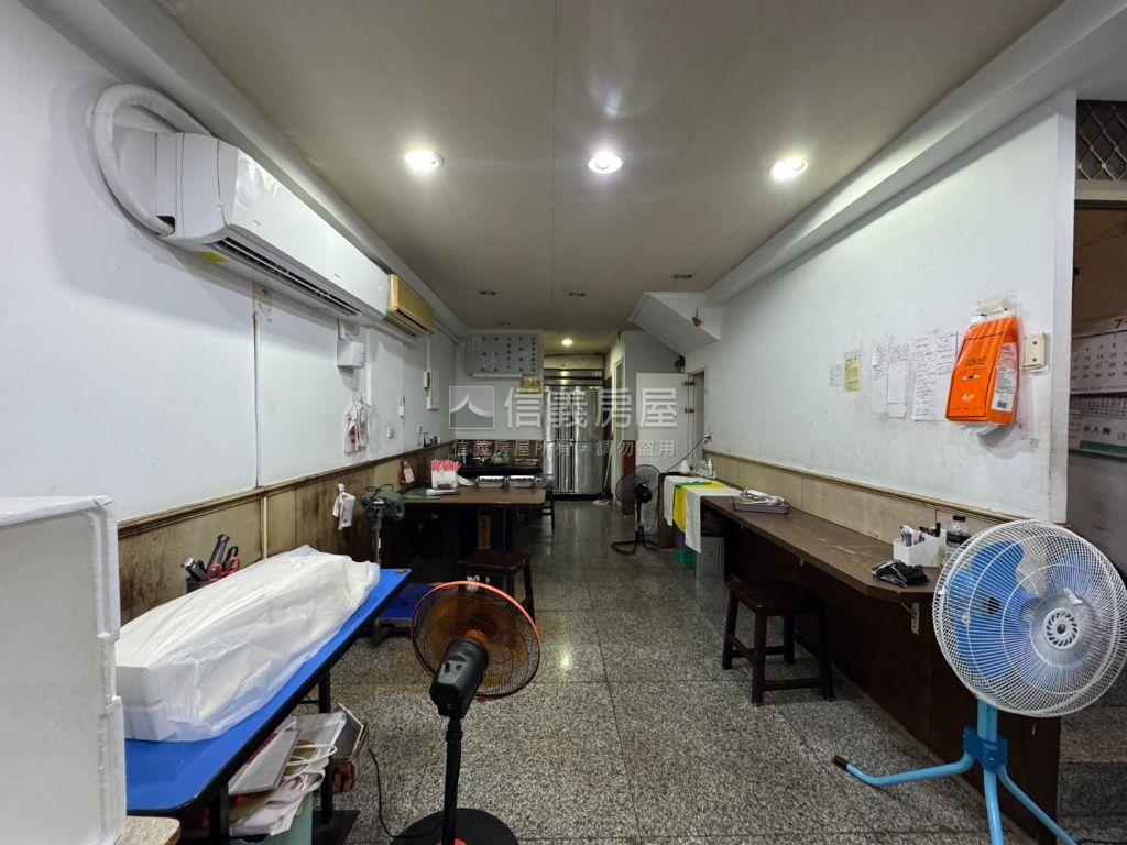 國際京城金店面房屋室內格局與周邊環境