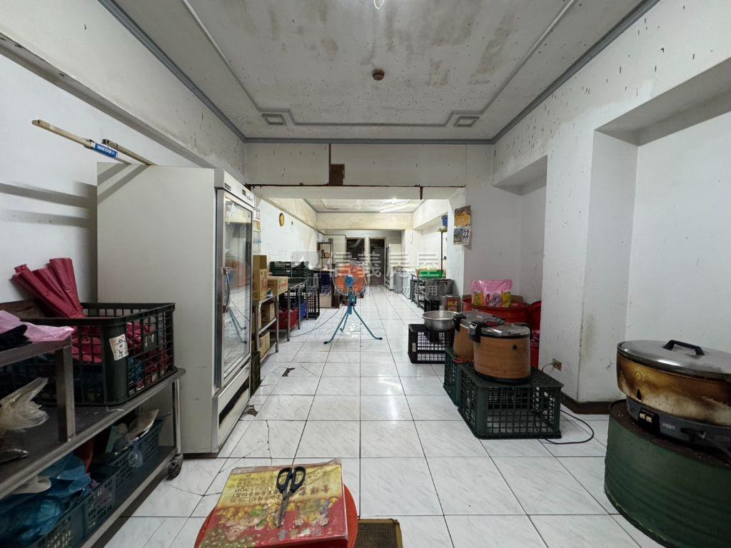 國際京城金店面房屋室內格局與周邊環境