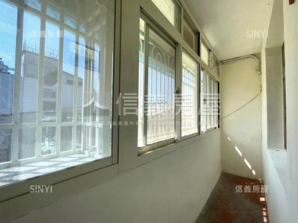 西區一層一戶美三房房屋室內格局與周邊環境