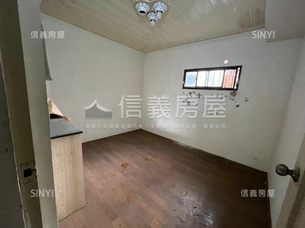 龍東路雙店面房屋室內格局與周邊環境