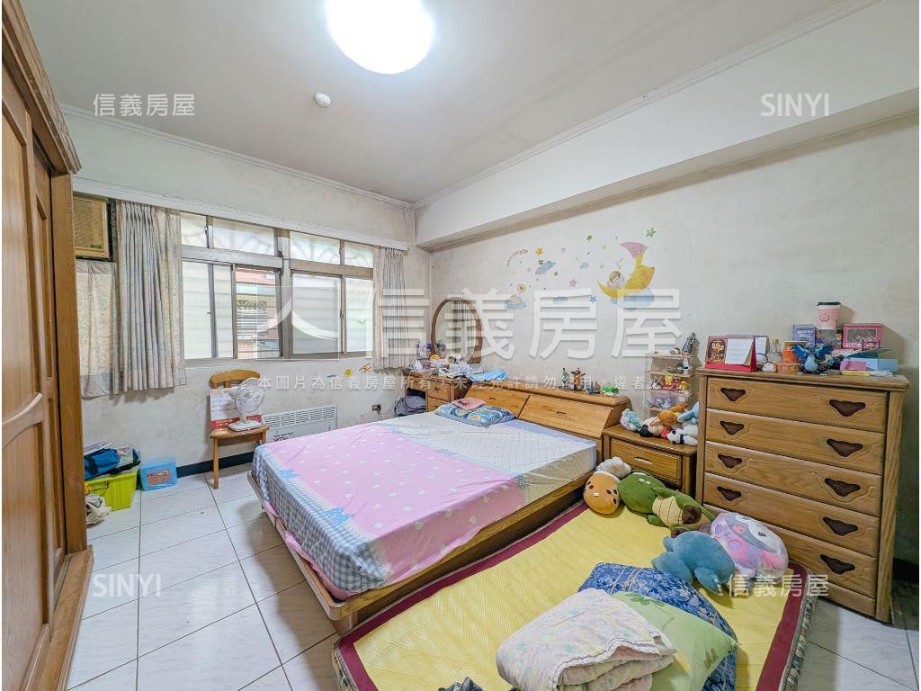 中庭溫馨４房車位房屋室內格局與周邊環境
