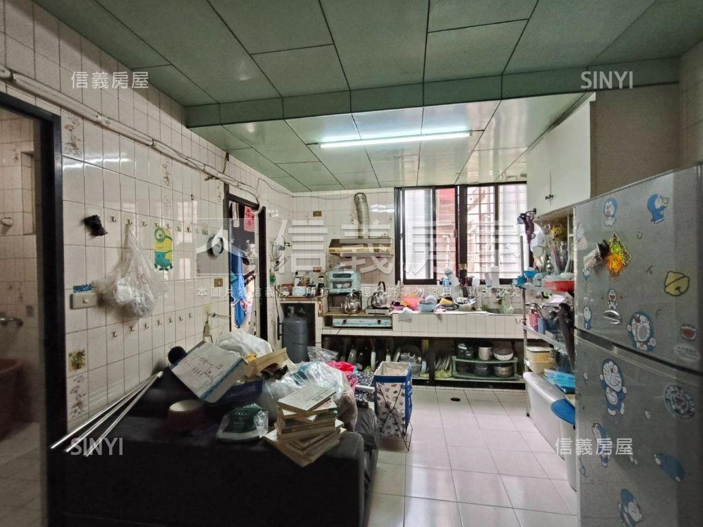 新埔環狀雙捷運．２樓雅寓房屋室內格局與周邊環境