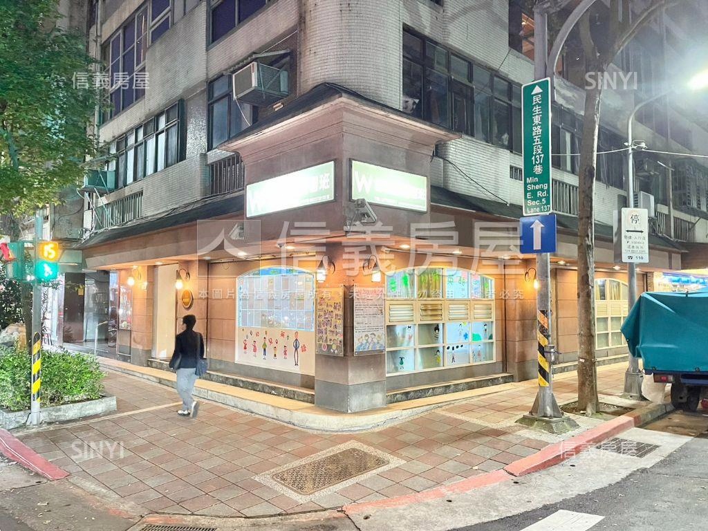 正富錦街三角窗面寬店王房屋室內格局與周邊環境