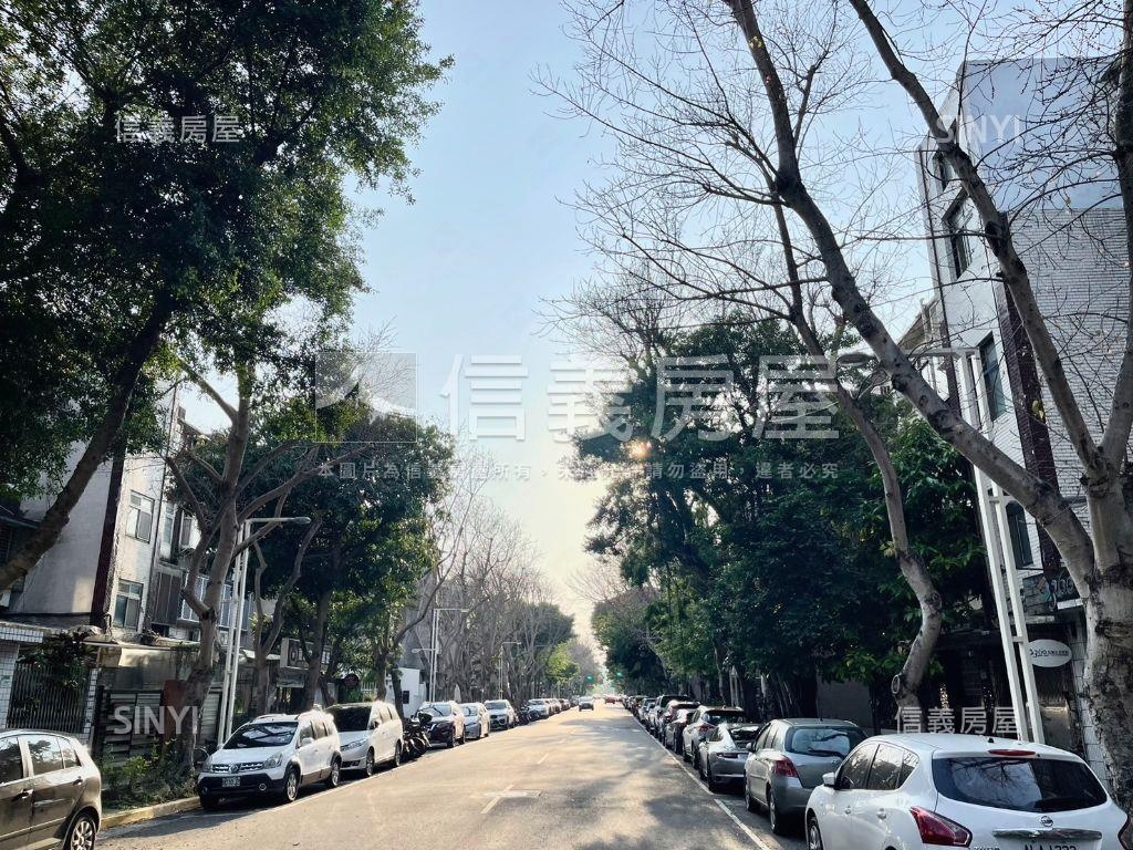 正富錦街三角窗面寬店王房屋室內格局與周邊環境