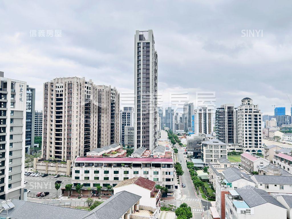 青埔躍世界景觀雙車位房屋室內格局與周邊環境