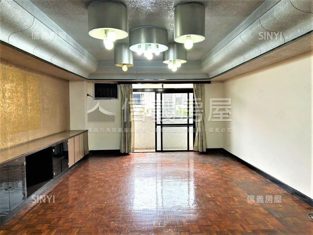 阿波羅後棟邊間住辦房屋室內格局與周邊環境