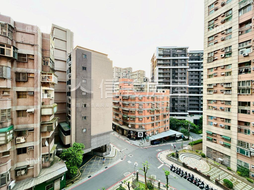 東宇花園城大間套房釋出房屋室內格局與周邊環境