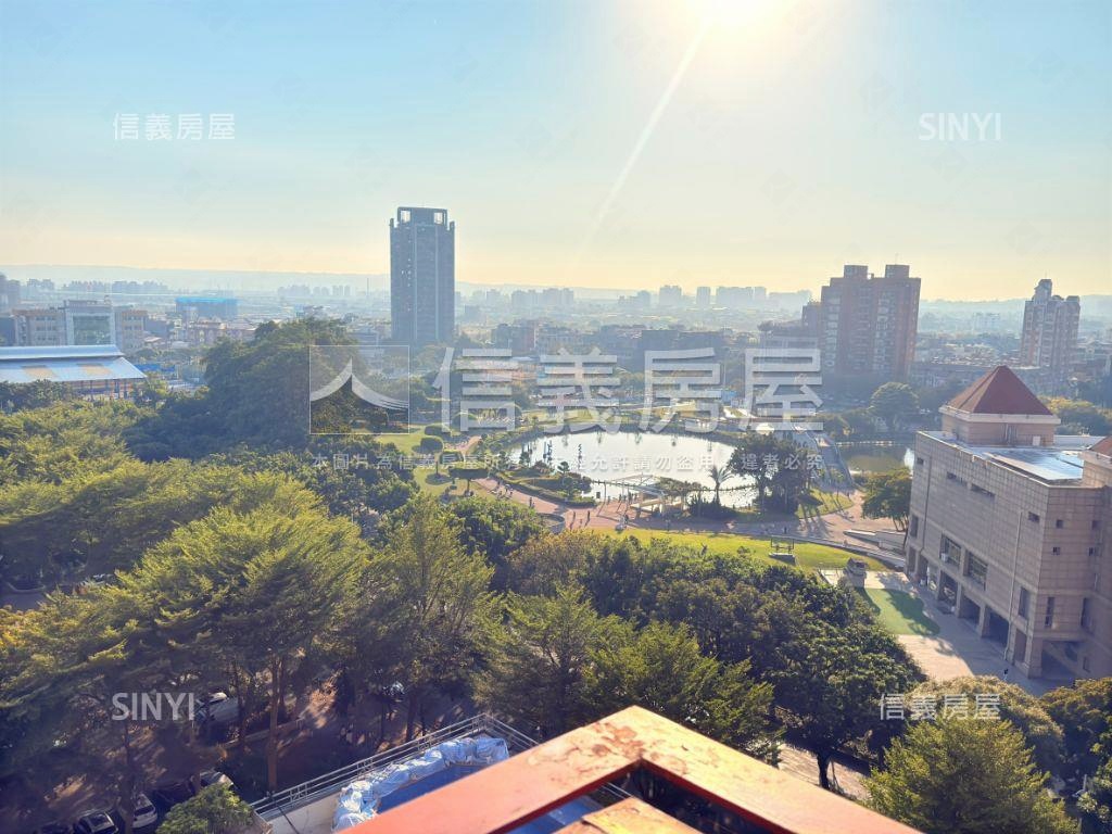 八期湖水岸面公園視野美屋房屋室內格局與周邊環境