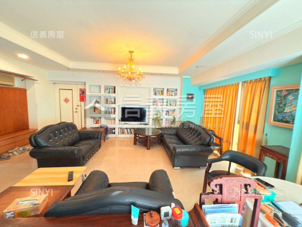 八期湖水岸面公園視野美屋房屋室內格局與周邊環境