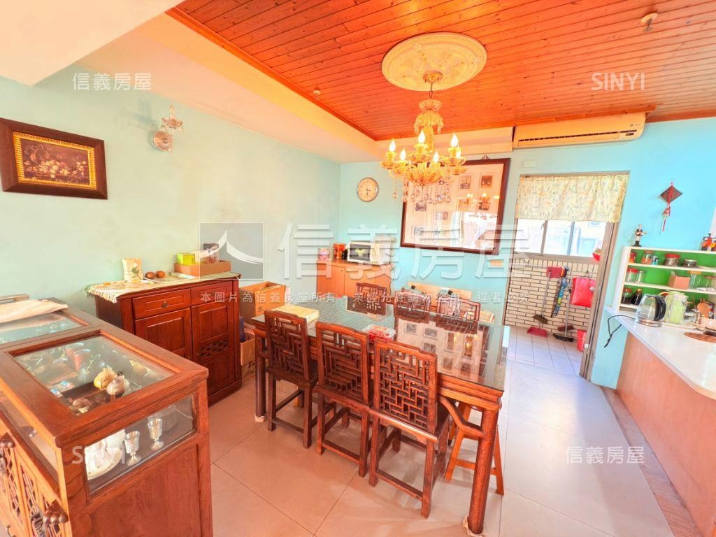 八期湖水岸面公園視野美屋房屋室內格局與周邊環境