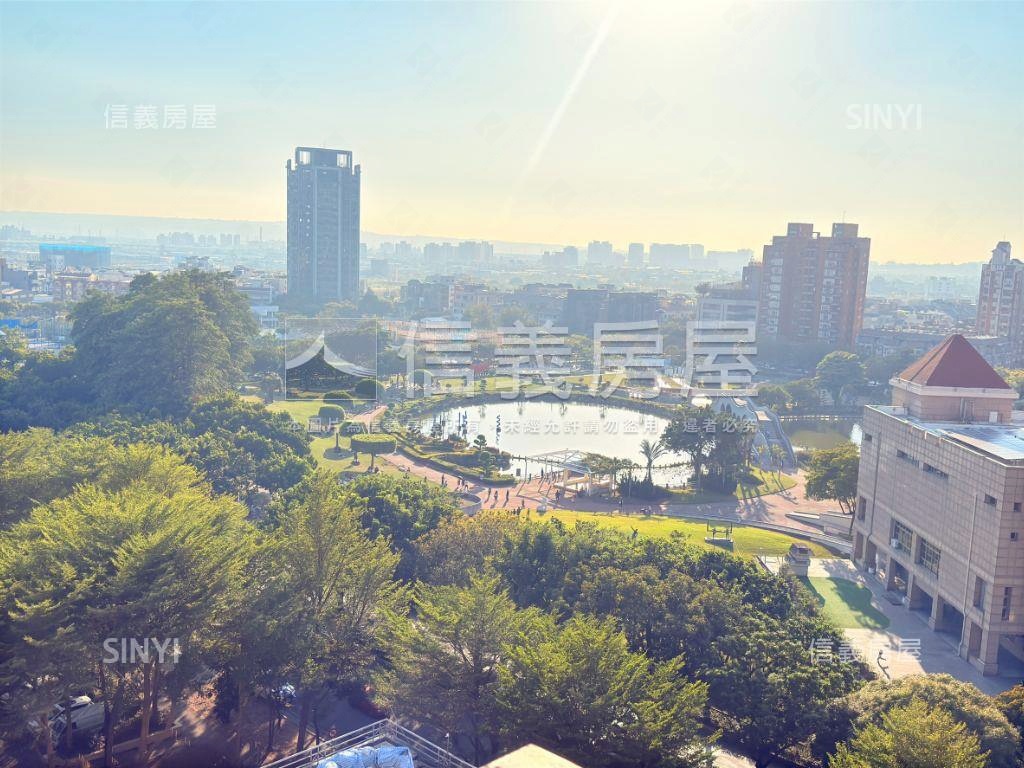 八期湖水岸面公園視野美屋房屋室內格局與周邊環境