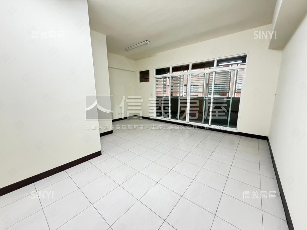 鳳山整新住辦店含平車Ⅲ房屋室內格局與周邊環境