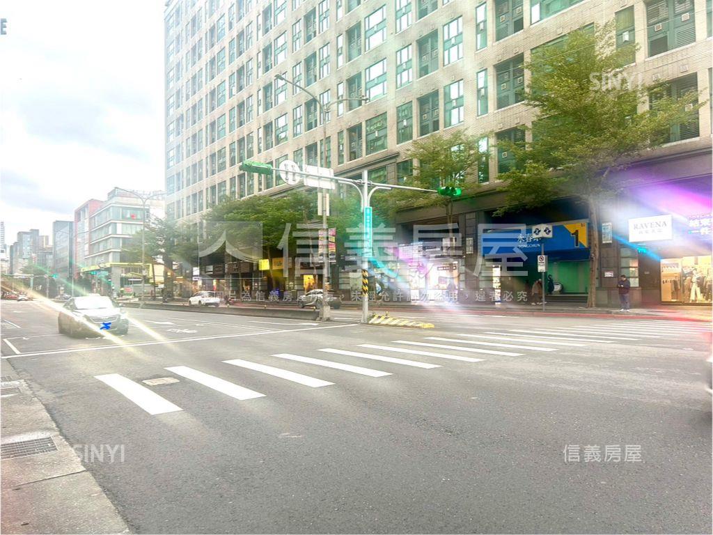 永春捷運電梯３房房屋室內格局與周邊環境