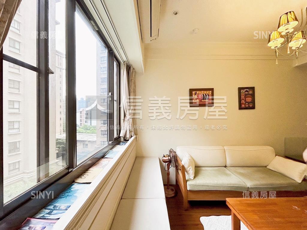高鐵區｜法式鄉村精美兩房房屋室內格局與周邊環境
