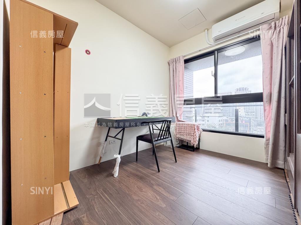 富宇雙學苑朝東南三房房屋室內格局與周邊環境