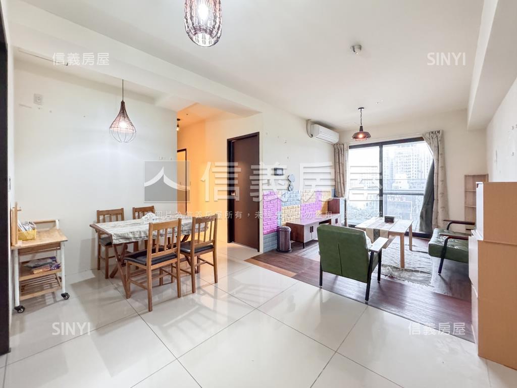 富宇雙學苑朝東南三房房屋室內格局與周邊環境