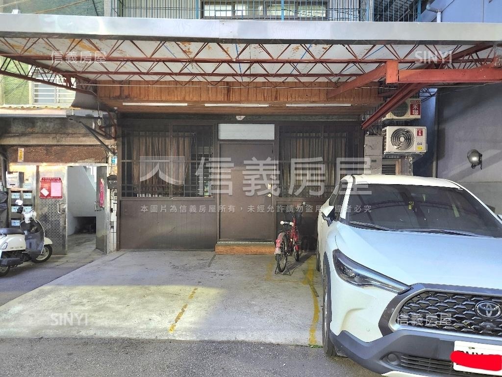 稀有釋出信義路店面房屋室內格局與周邊環境