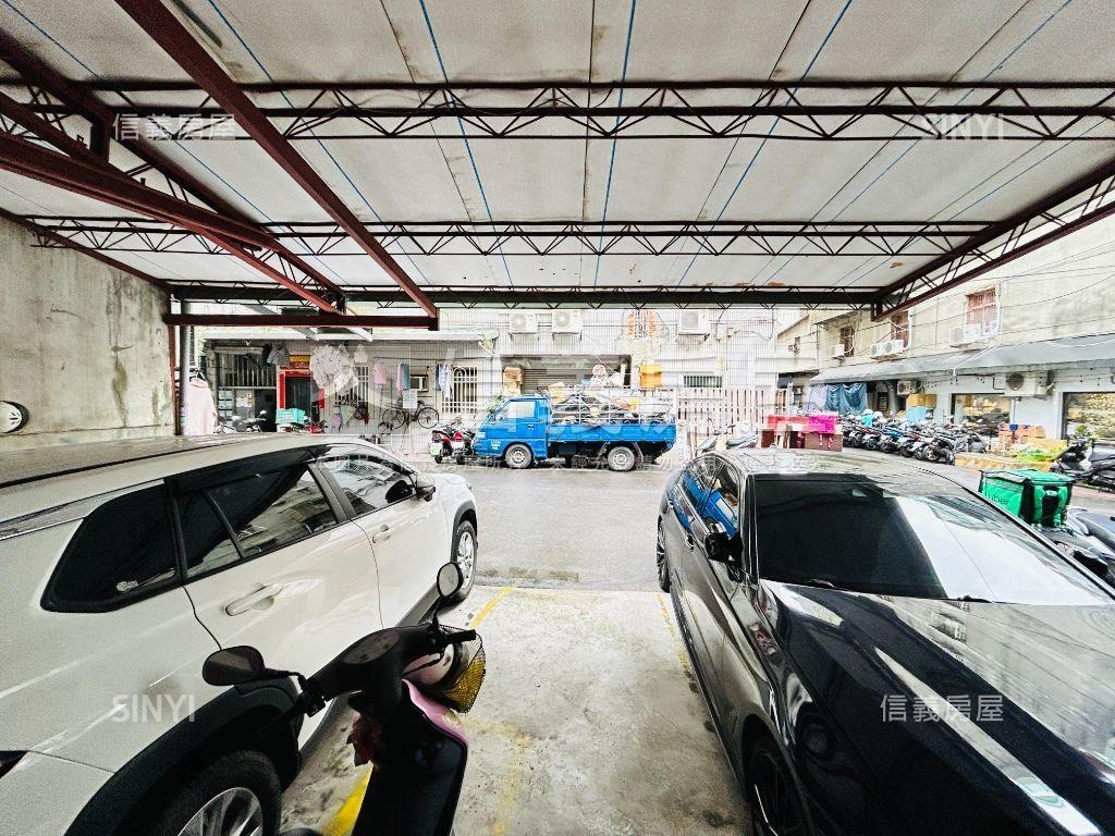 稀有釋出信義路店面房屋室內格局與周邊環境