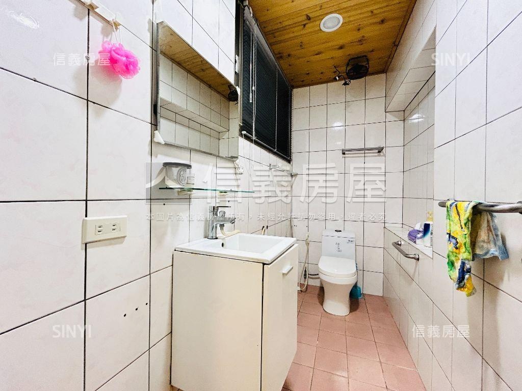 稀有釋出信義路店面房屋室內格局與周邊環境