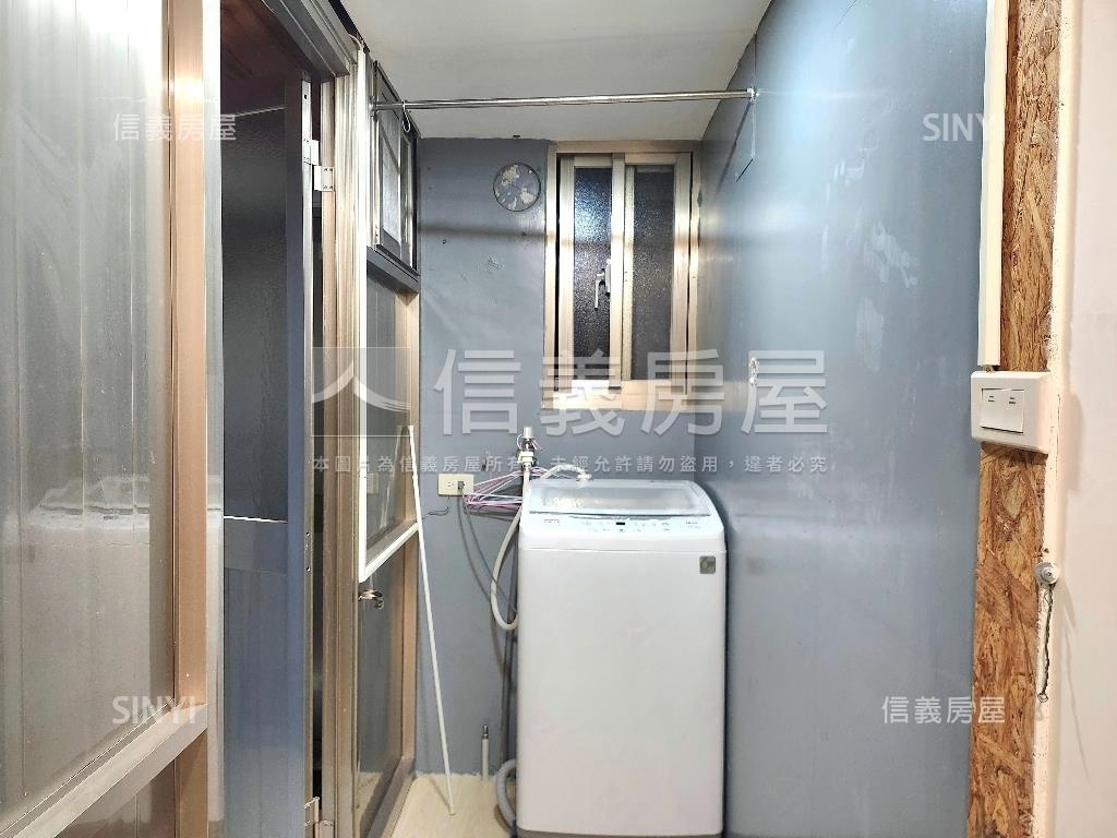 稀有釋出信義路店面房屋室內格局與周邊環境