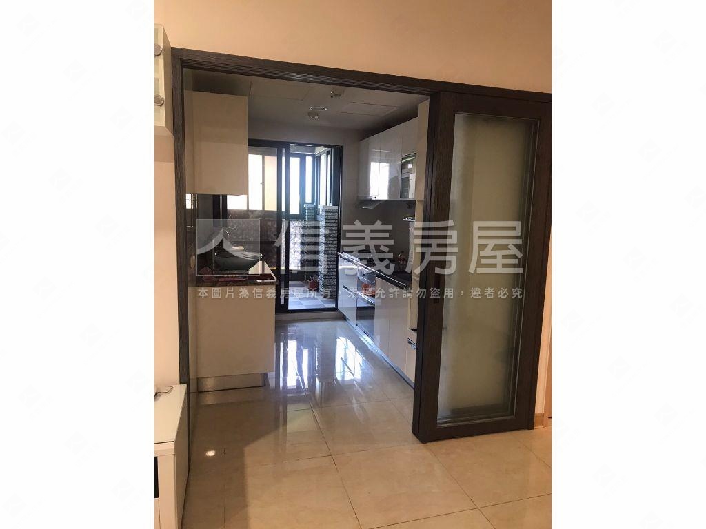 江南大宅稀有邊間陽光三房房屋室內格局與周邊環境