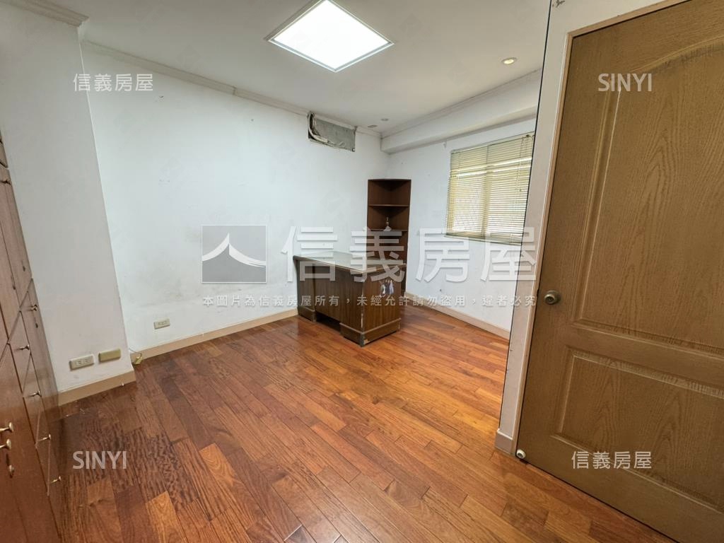 專任★科技大樓站★華廈房屋室內格局與周邊環境