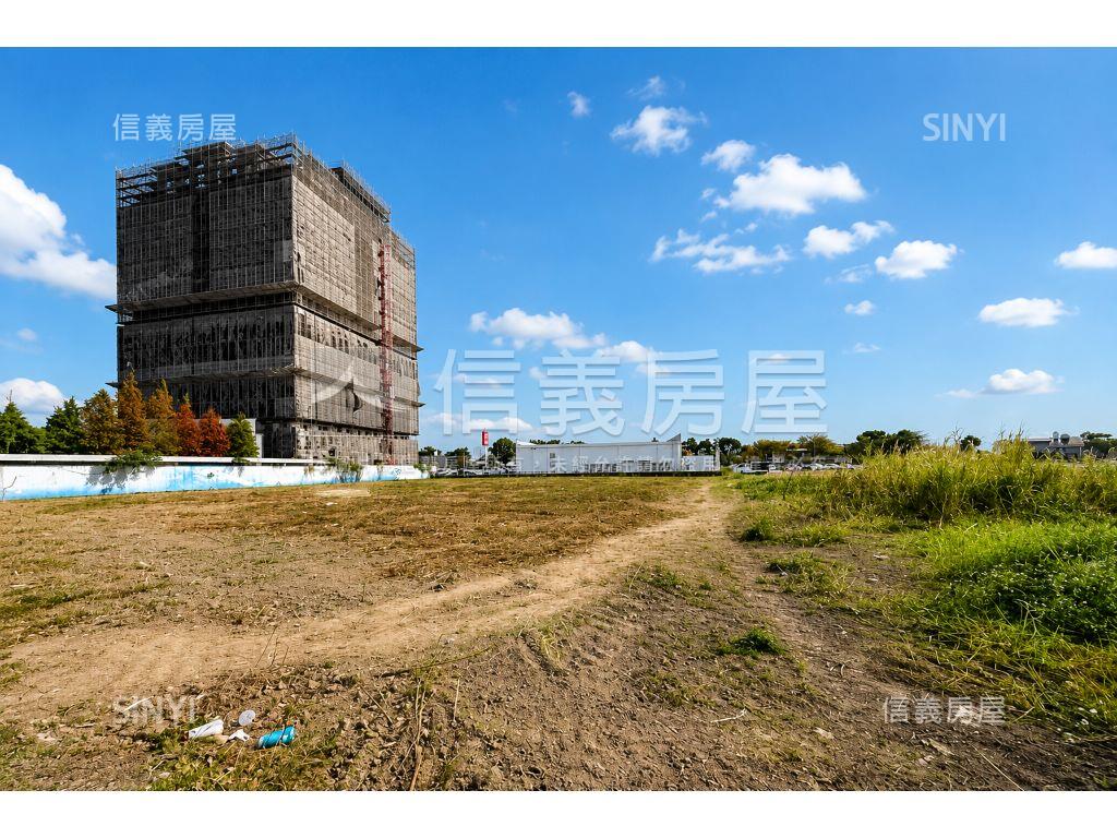 斗六面公園８８６坪商業地房屋室內格局與周邊環境
