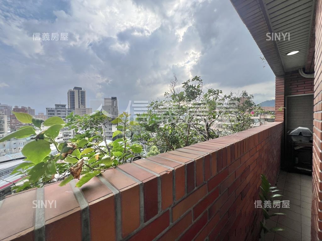 懷石臻品房屋室內格局與周邊環境
