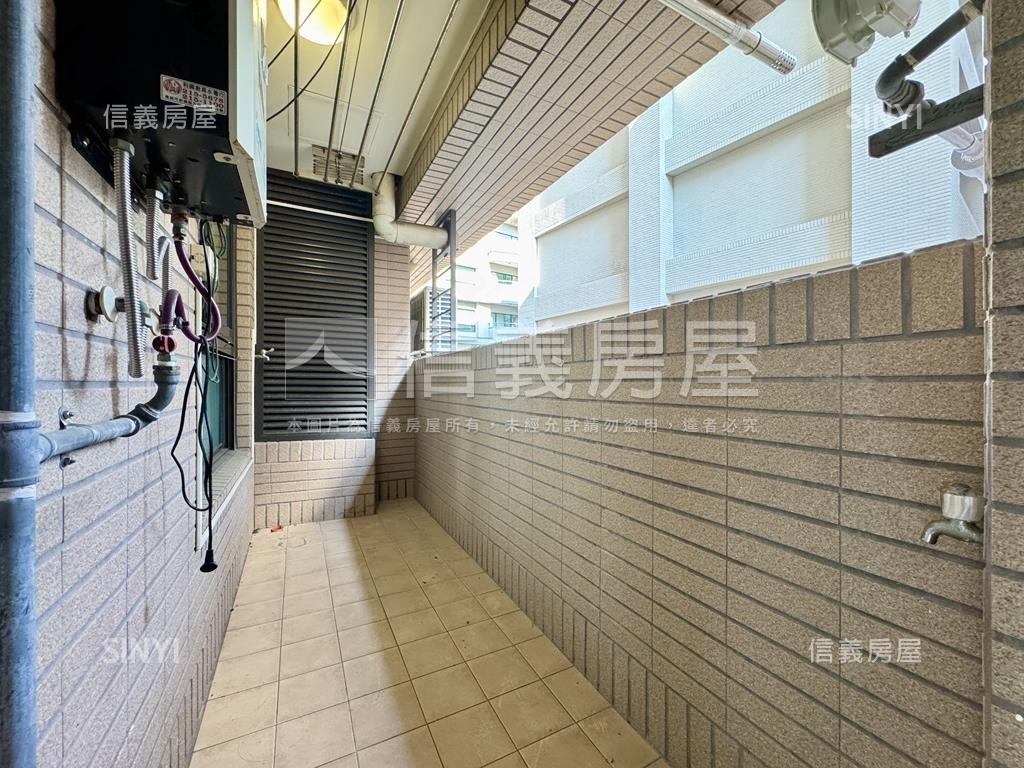 國艷．公園景觀三房車位房屋室內格局與周邊環境