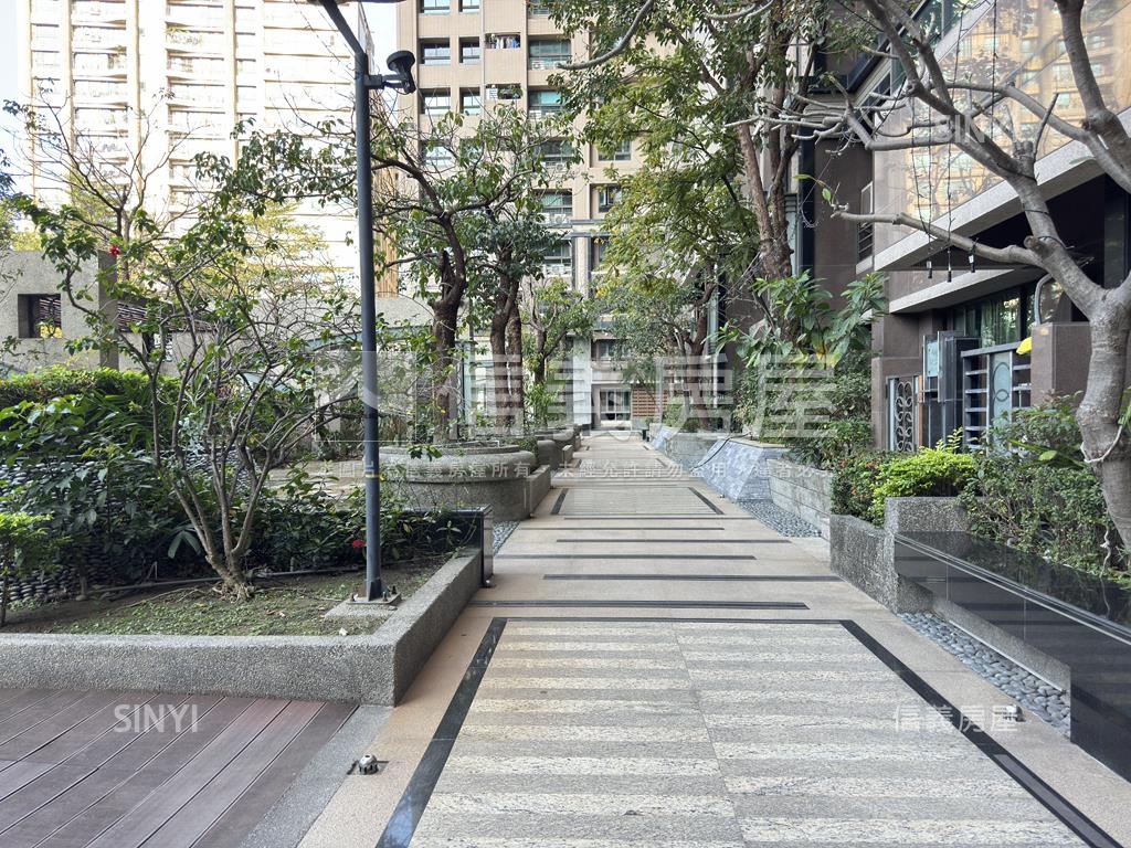 國艷．公園景觀三房車位房屋室內格局與周邊環境