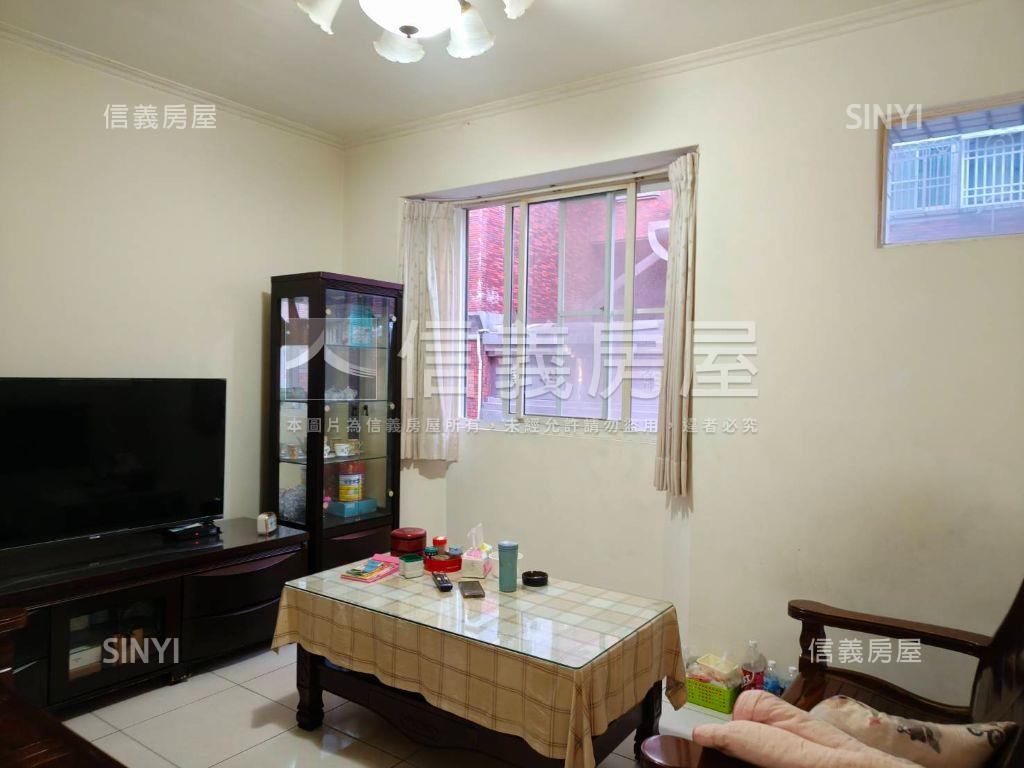 瑞隆正街騎樓式透店房屋室內格局與周邊環境