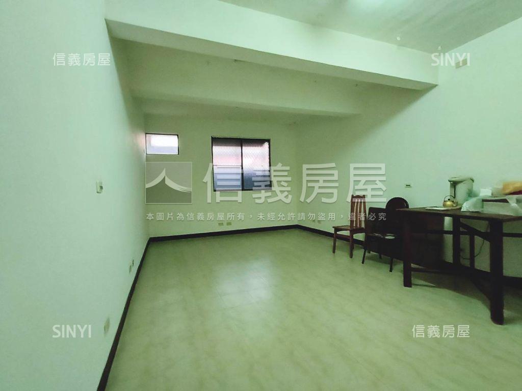 瑞隆正街騎樓式透店房屋室內格局與周邊環境