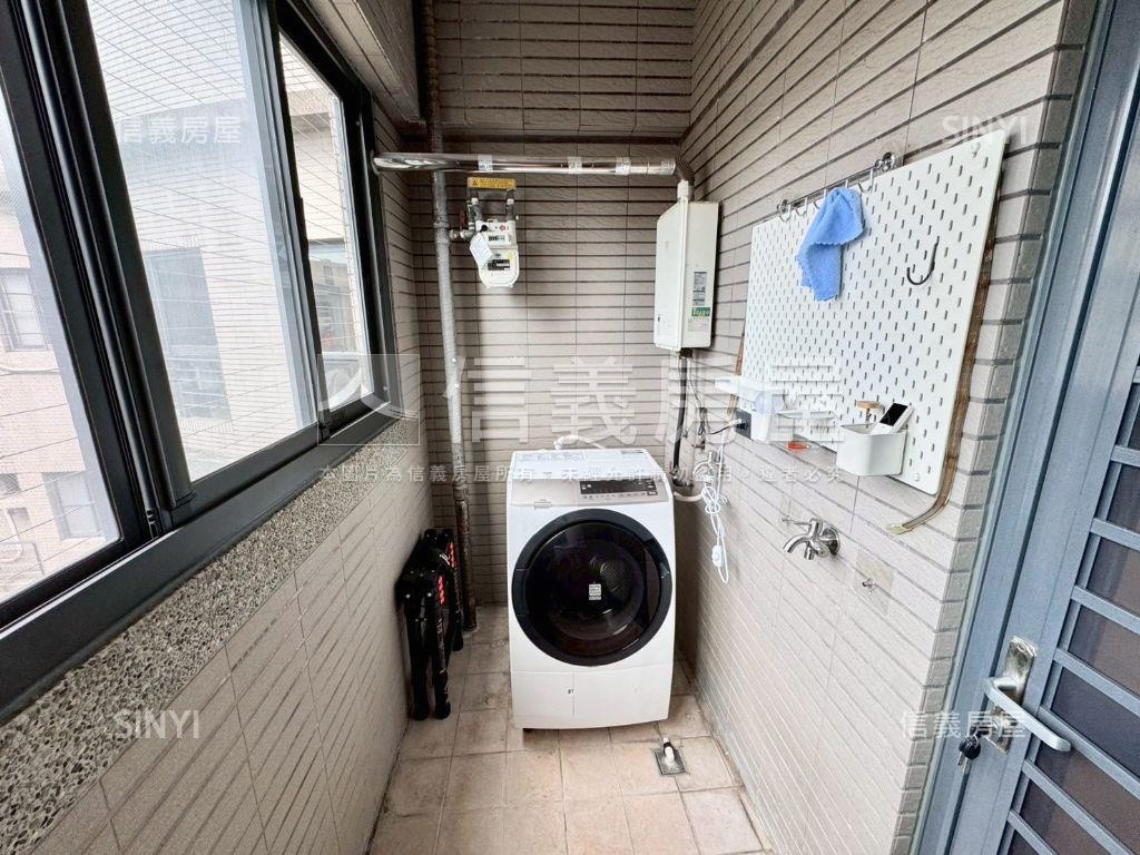 城市之星，帝王視野裝潢戶房屋室內格局與周邊環境