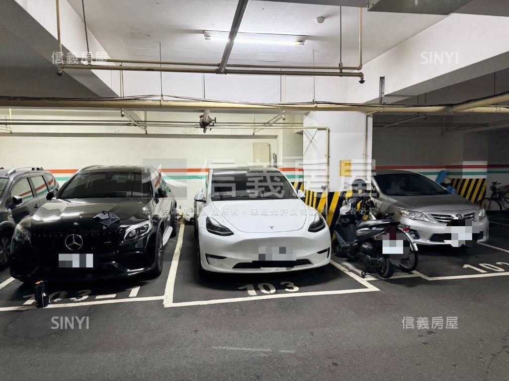 城市之星，帝王視野裝潢戶房屋室內格局與周邊環境
