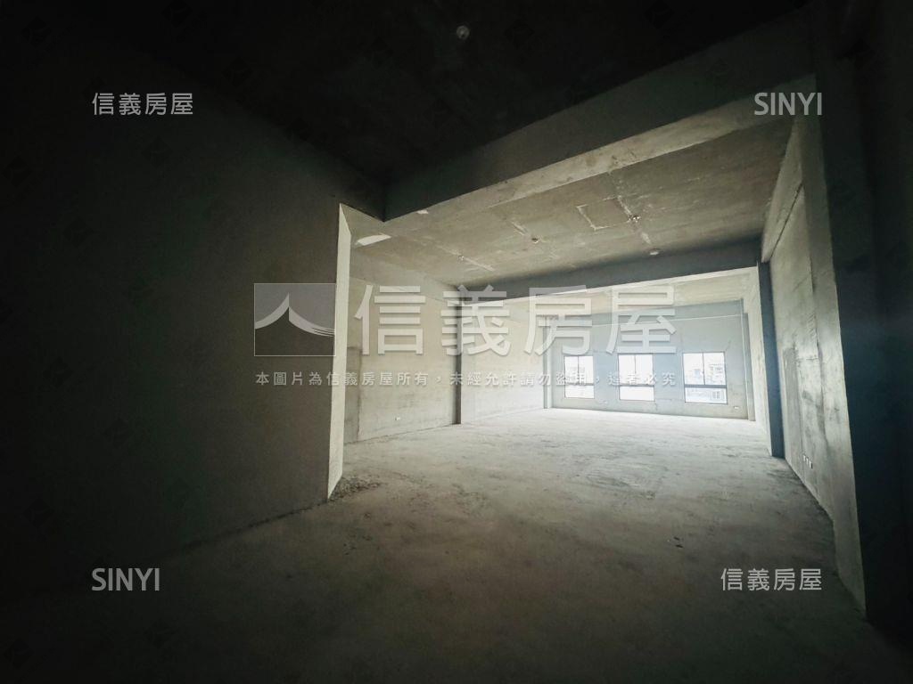 皇盛吉祥全新廠辦房屋室內格局與周邊環境