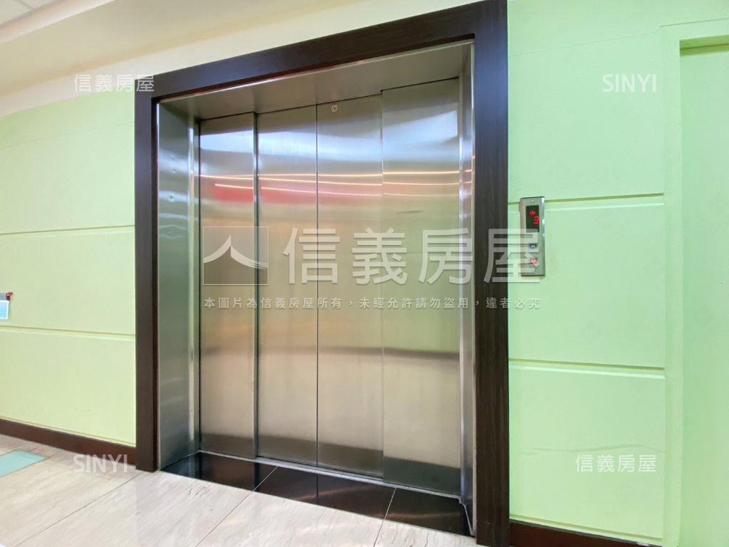 【精選】內科園區精鷹辦公房屋室內格局與周邊環境