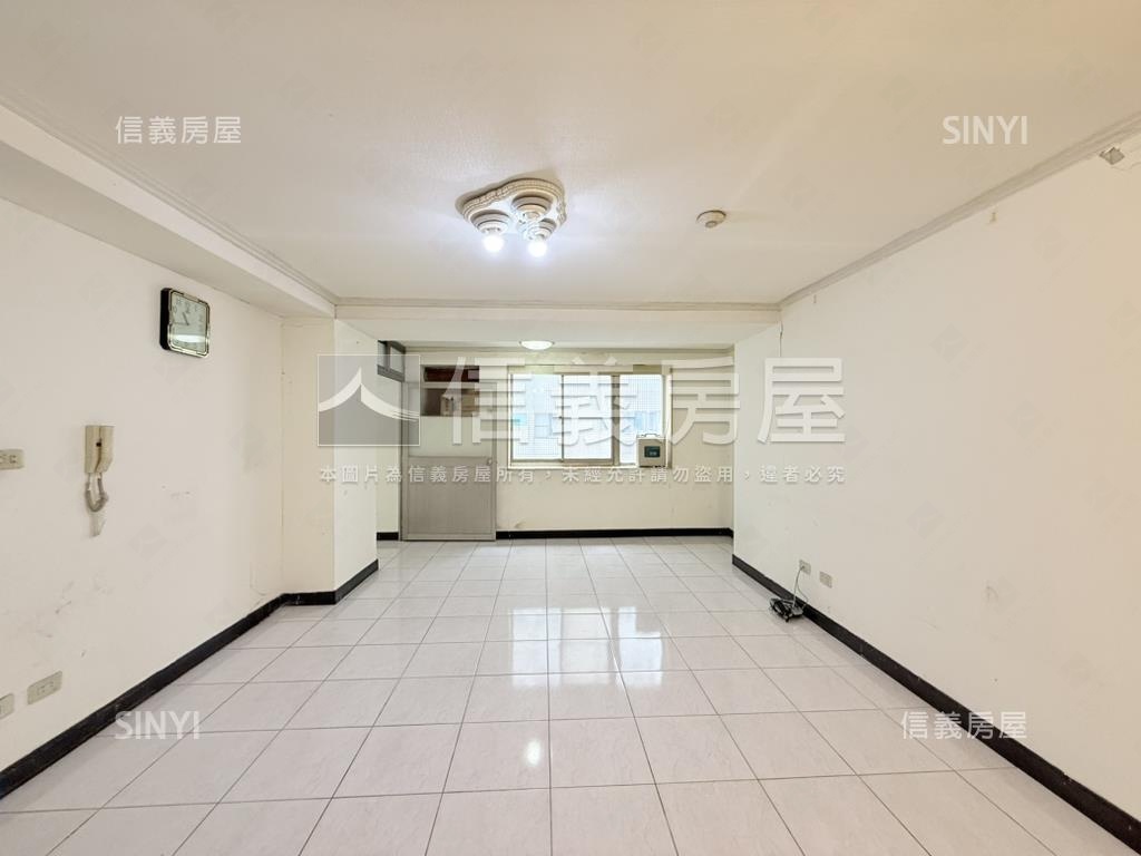 中平藍天富貴四房房屋室內格局與周邊環境