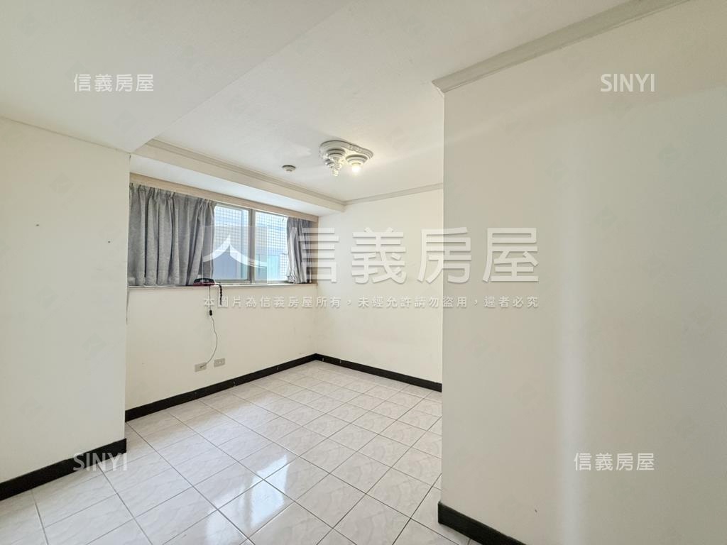 中平藍天富貴四房房屋室內格局與周邊環境