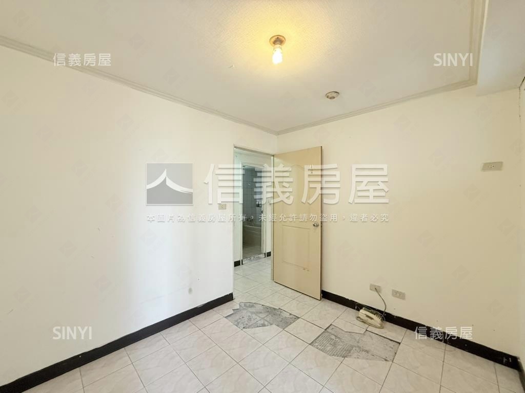 中平藍天富貴四房房屋室內格局與周邊環境