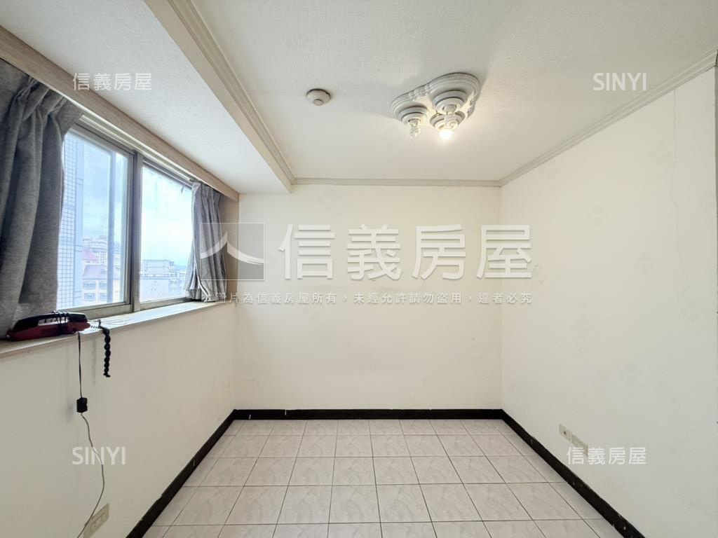 中平藍天富貴四房房屋室內格局與周邊環境