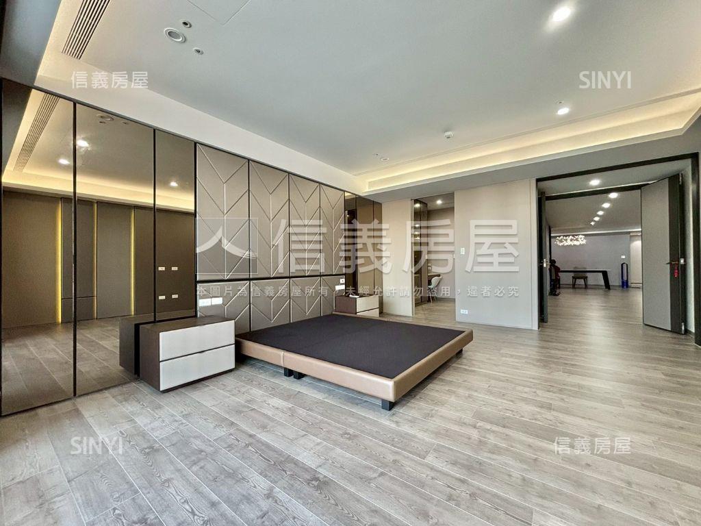 農十六四房高樓精裝雙平車房屋室內格局與周邊環境