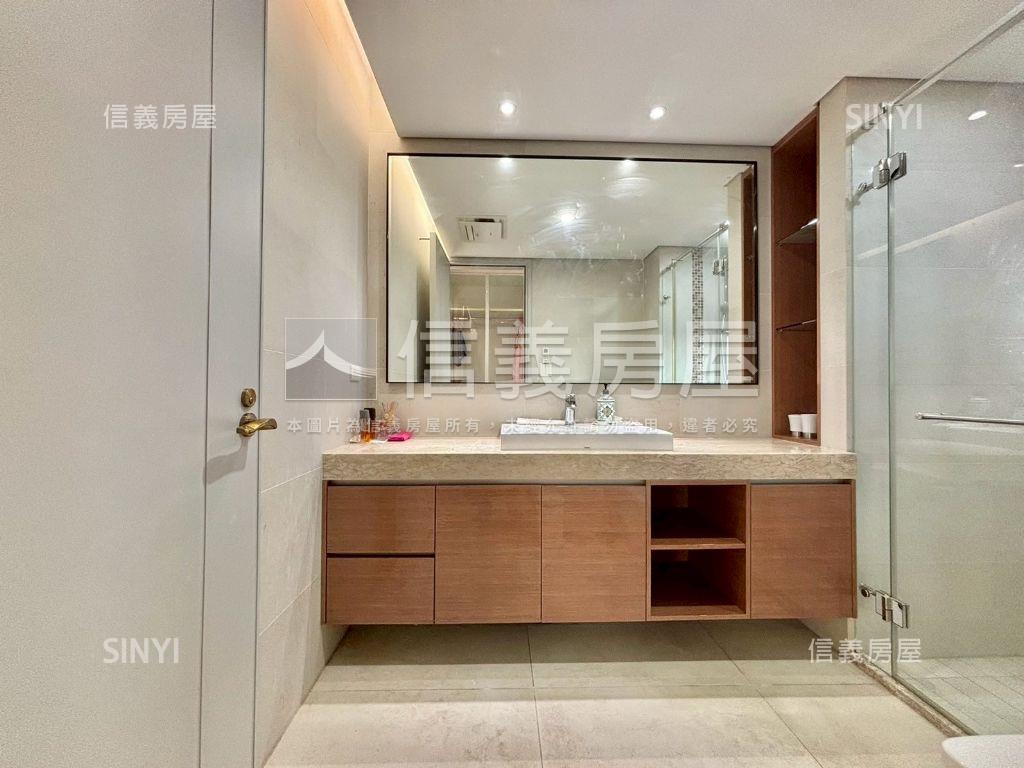 農十六四房高樓精裝雙平車房屋室內格局與周邊環境