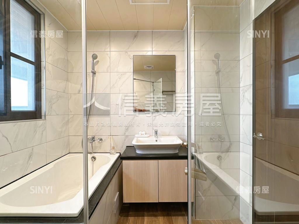 仁武微笑世界景觀兩房平車房屋室內格局與周邊環境