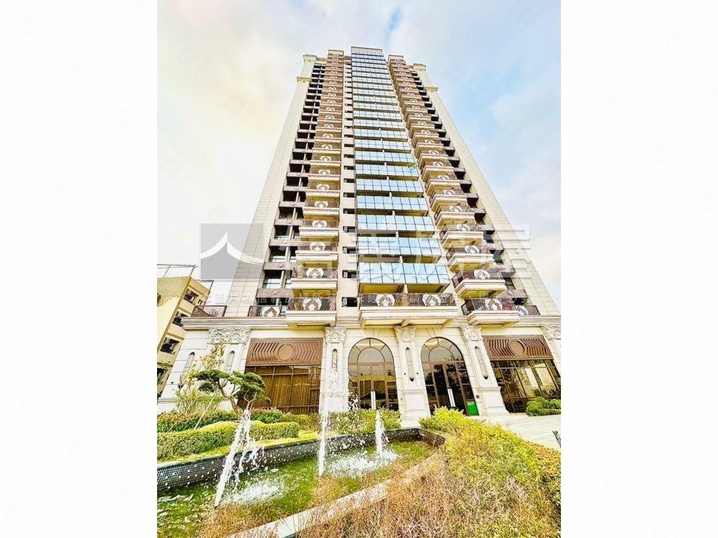 仁武微笑世界景觀兩房平車房屋室內格局與周邊環境