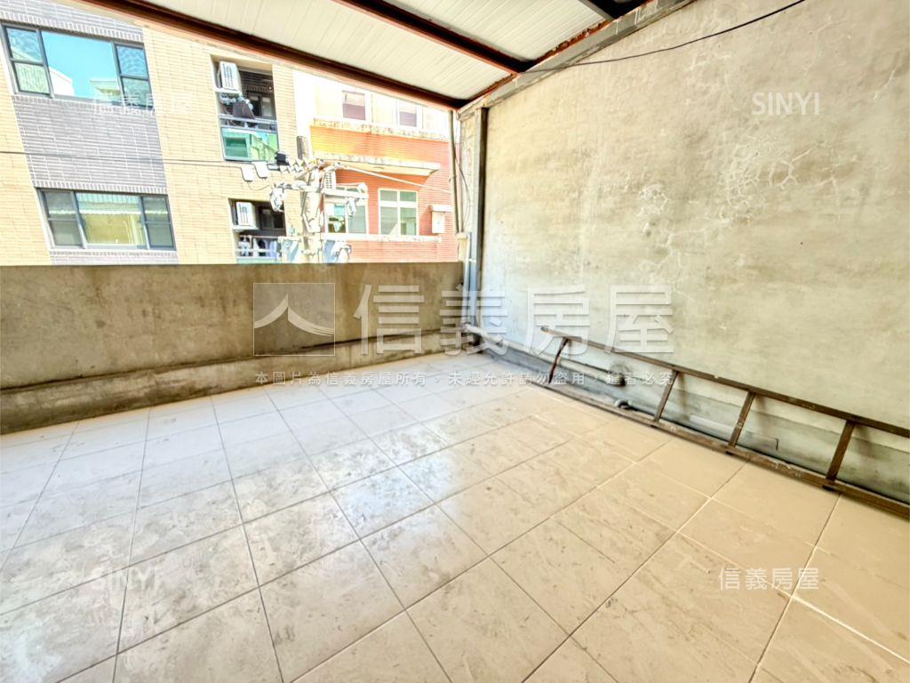 低總價龍山科園透天房屋室內格局與周邊環境